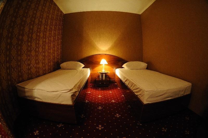 Hotel Mir Rivne Room photo